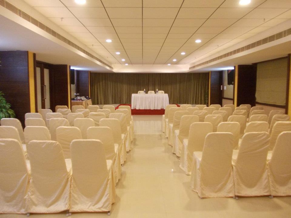Hotel Excalibur Kottayam Exterior foto